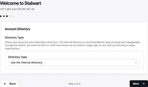 Account-Directory-Schritt: Auswahl „Use the internal directory“
