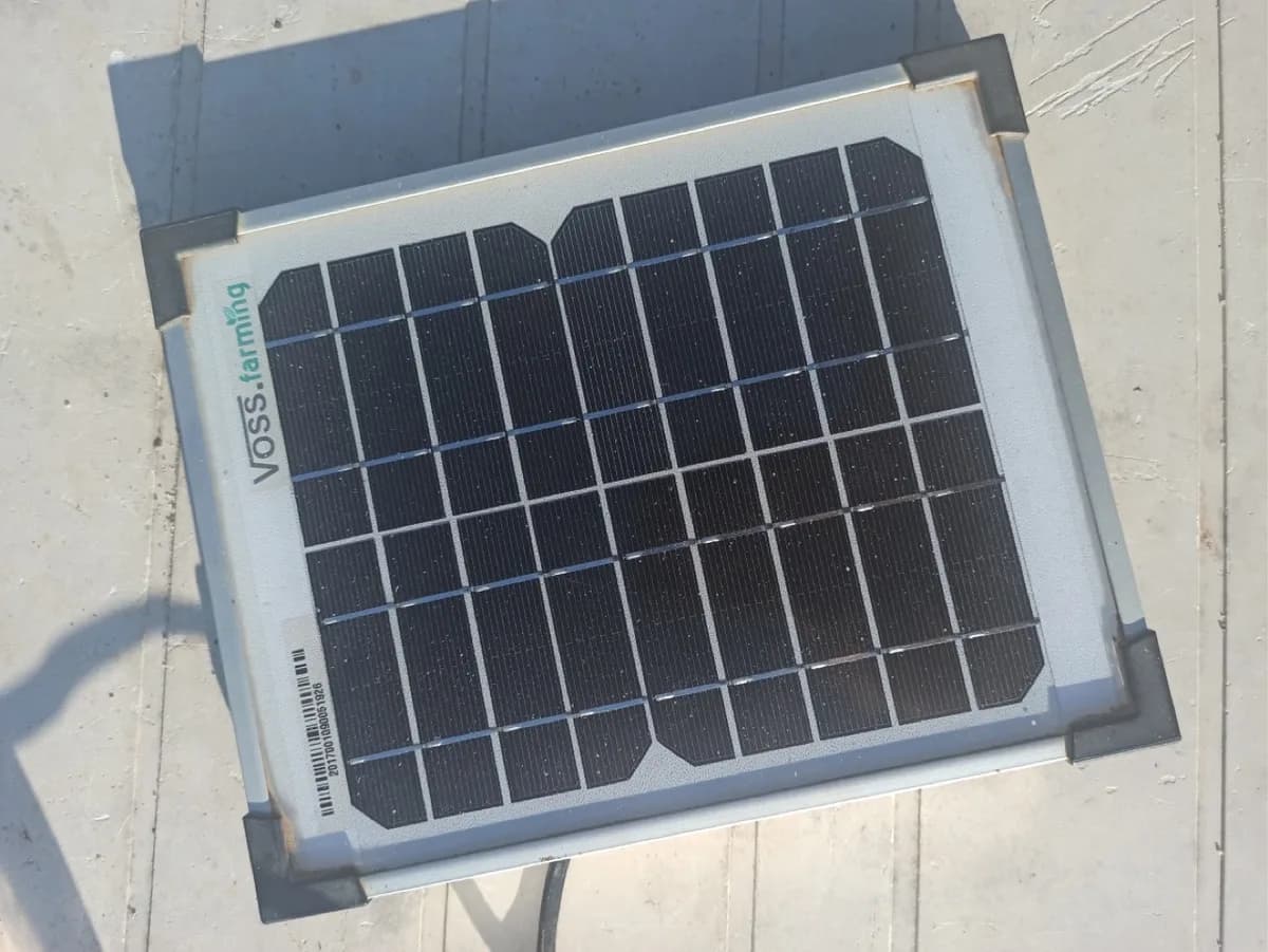 Solarpanel und Gehäuse der Stromversorgung für Aqua Man